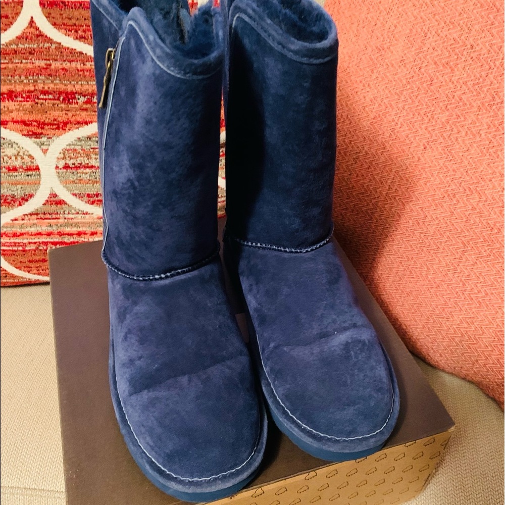 GUC Lamo Water and Stain Resistant Suede Boots